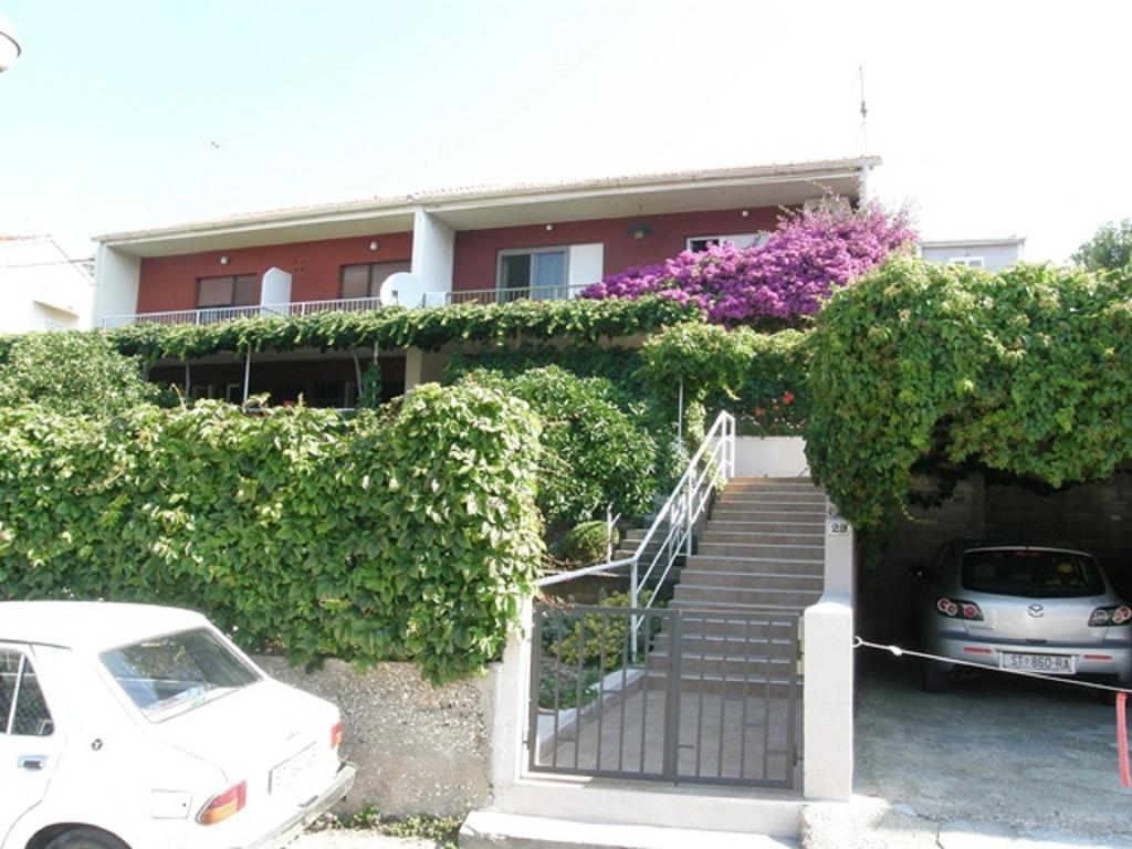 Apartmani Luna Hvar Town Esterno foto