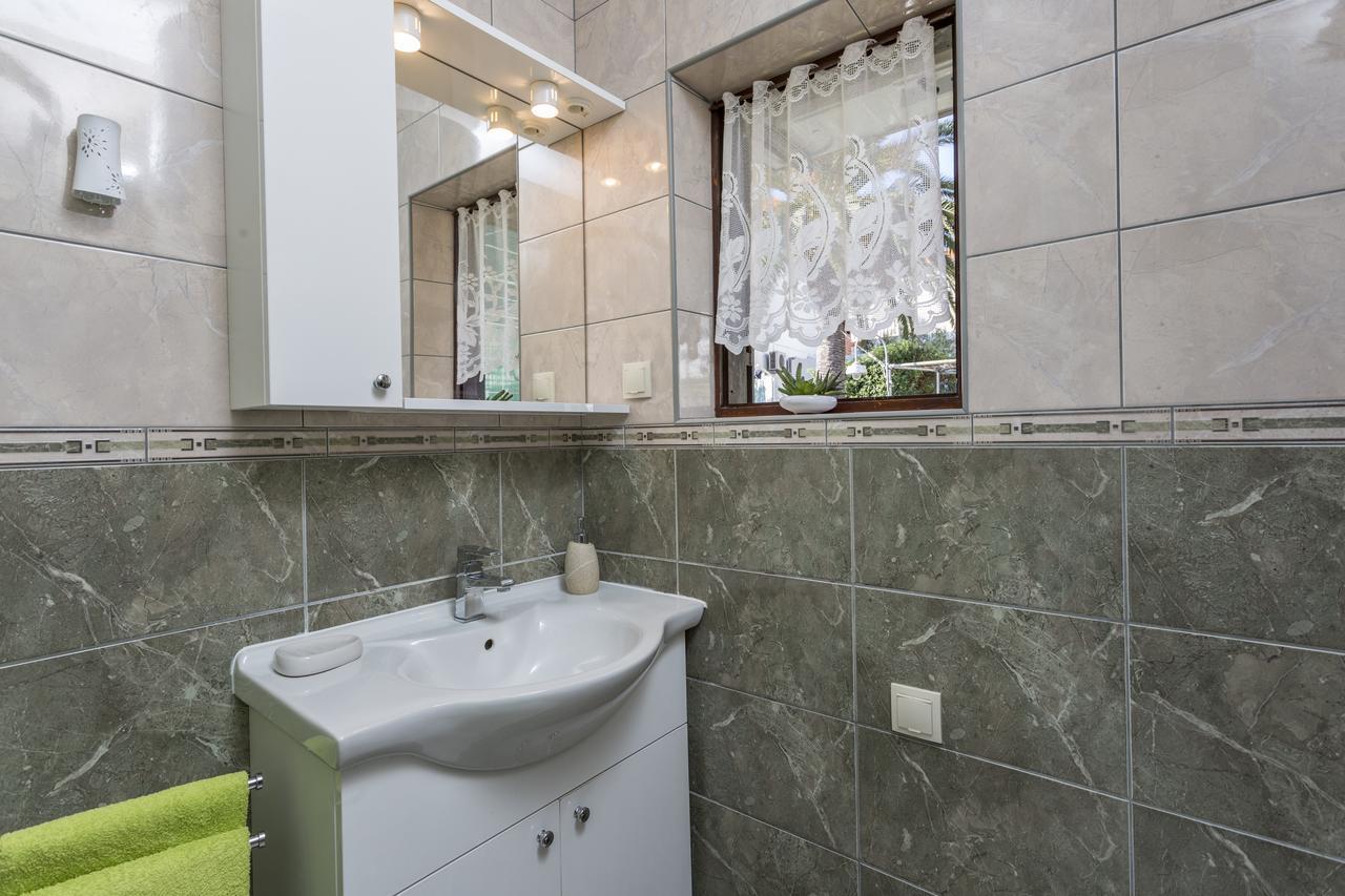 Apartmani Luna Hvar Town Esterno foto