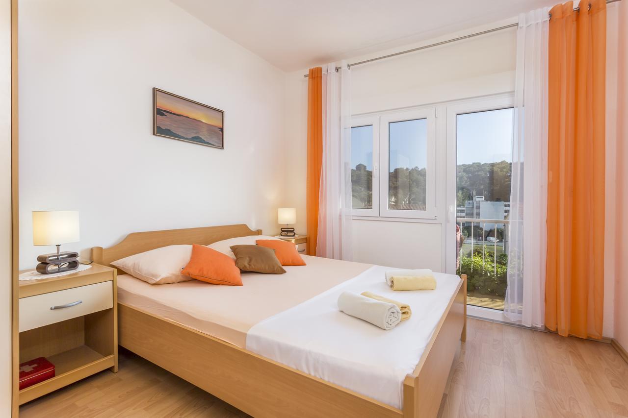 Apartmani Luna Hvar Town Esterno foto