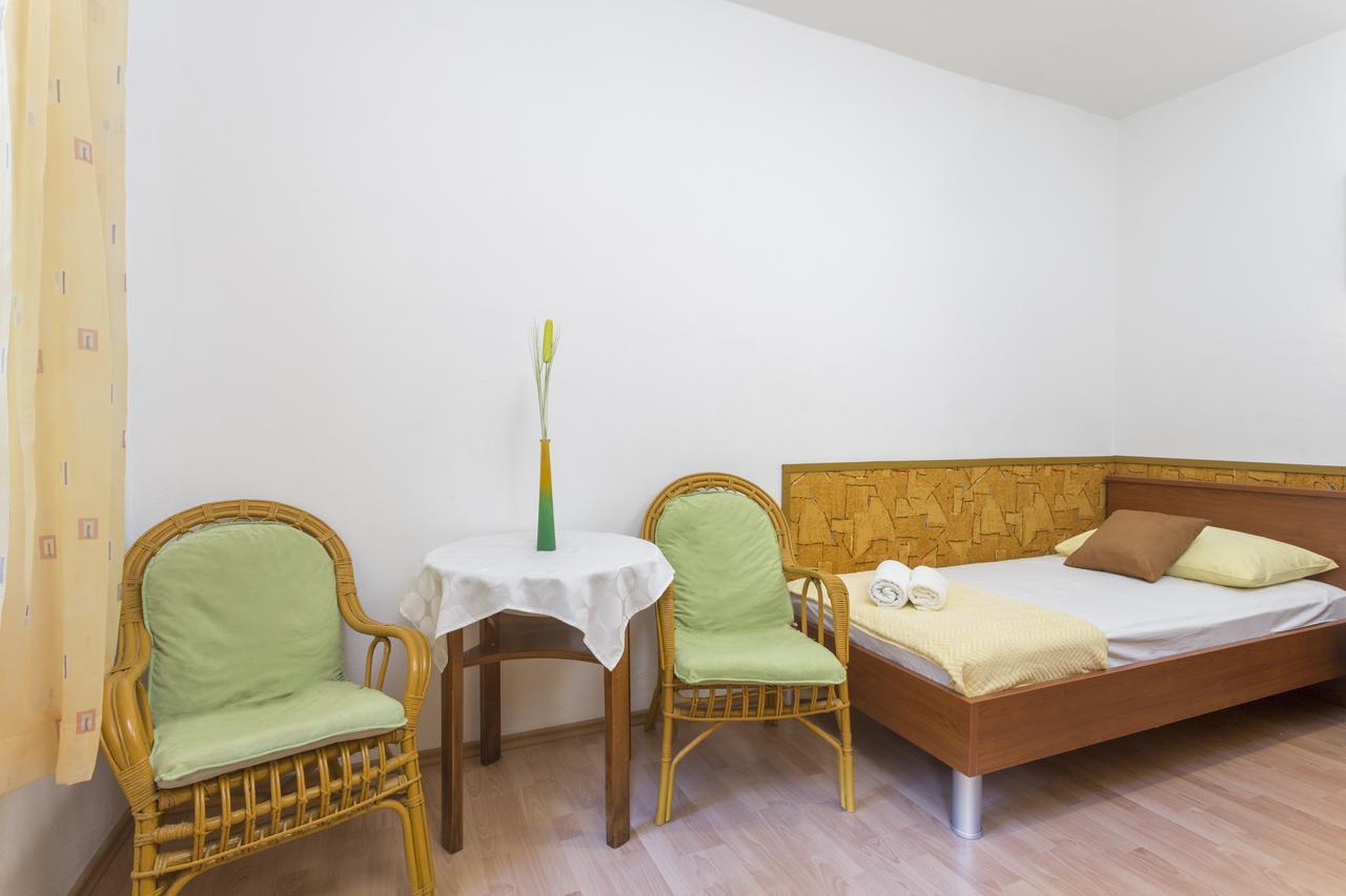 Apartmani Luna Hvar Town Esterno foto